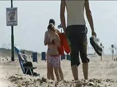 وافقت احله سكسي اجنبي الفتاة على ممارسة الجنس مع رجل