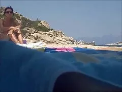 بعد المشي سكسي اجنبي سكسي مباشرة إلى السرير